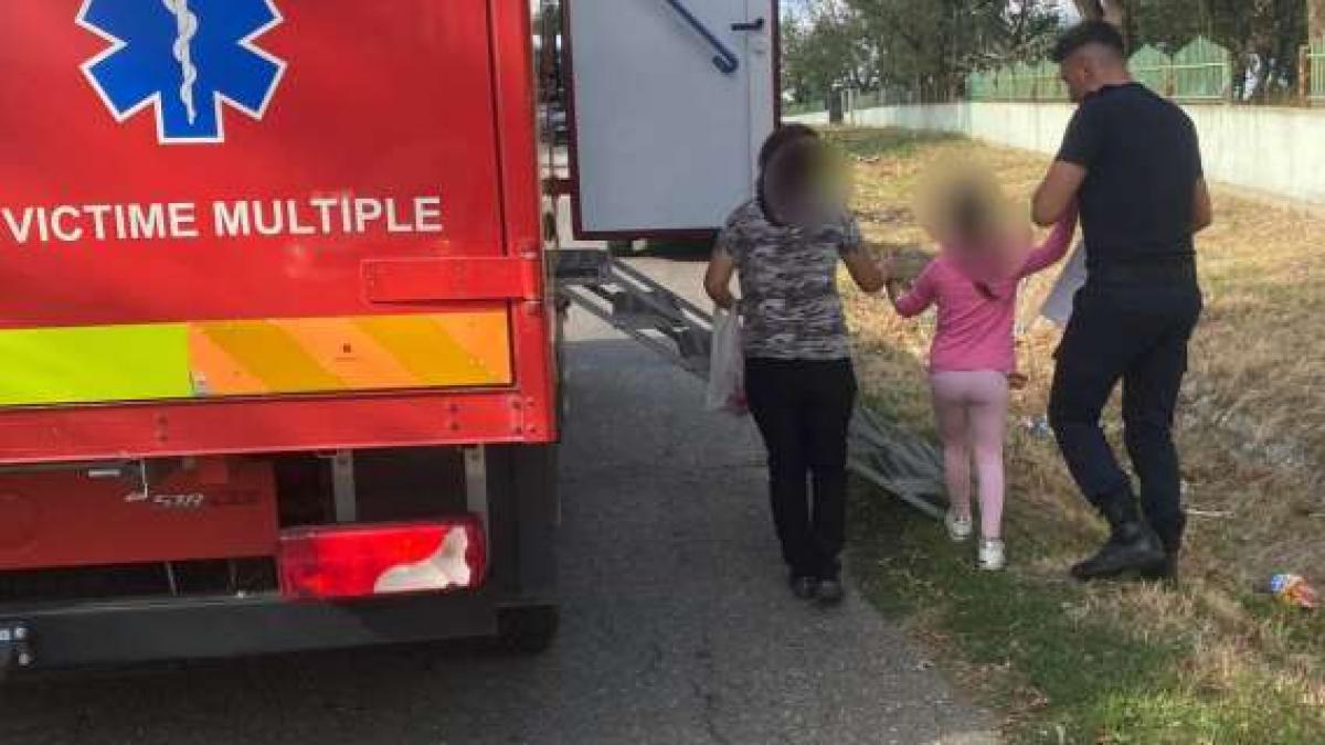 Mai mulți copii din patru localități din Mehedinți au simptome de toxiinfecție alimentară