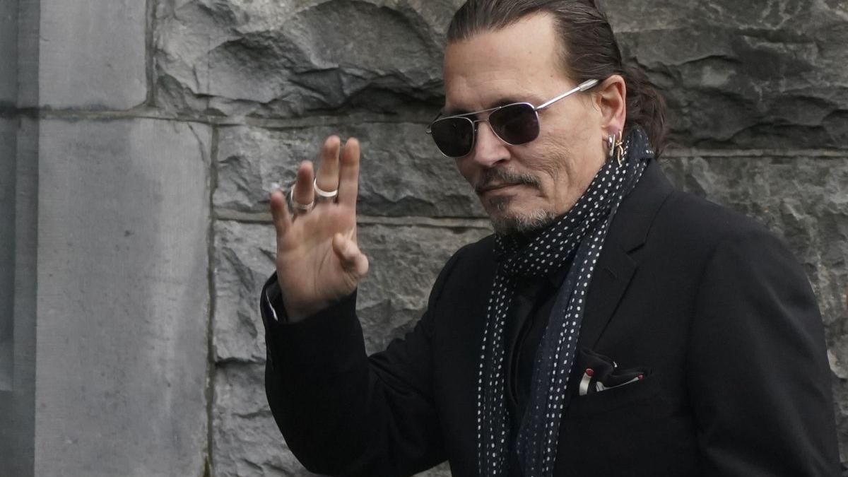 Johnny Depp va primi un premiu pentru întreaga carieră