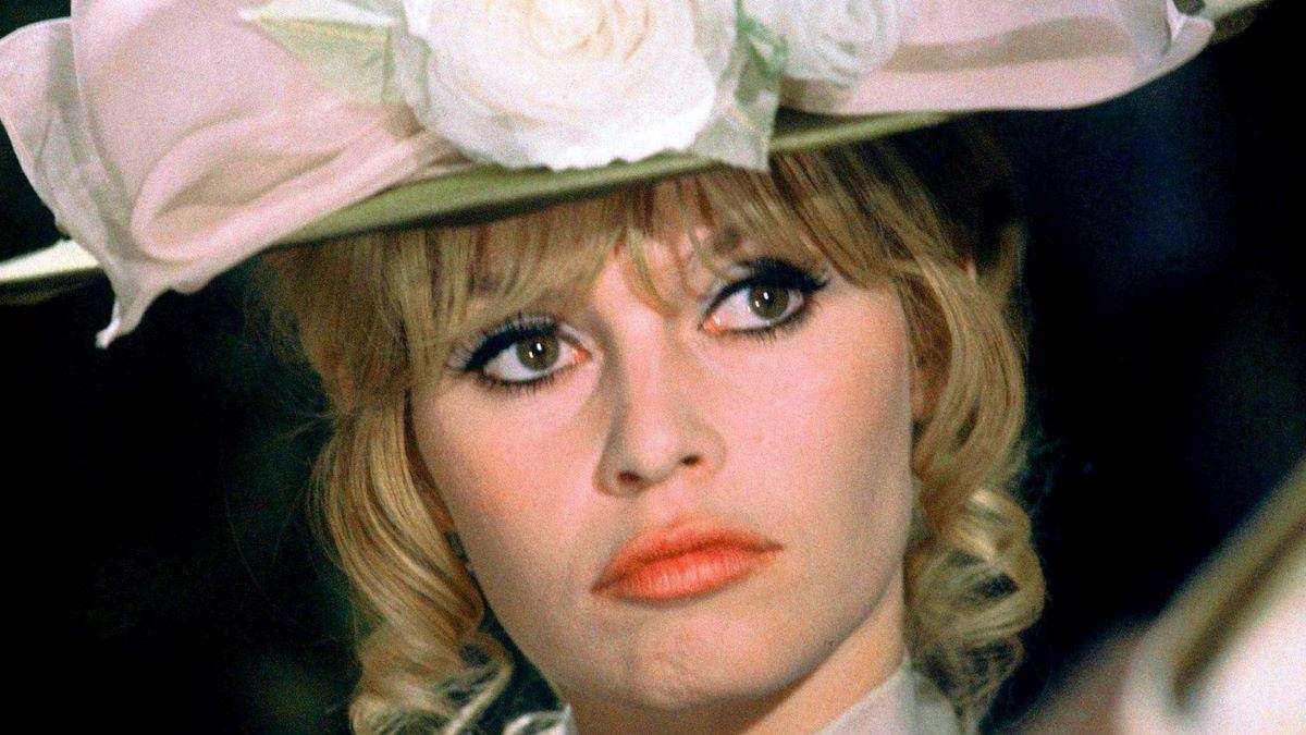 Brigitte Bardot împlinește astăzi 90 de ani. Cum arată acum celebra legendă a cinematografiei 