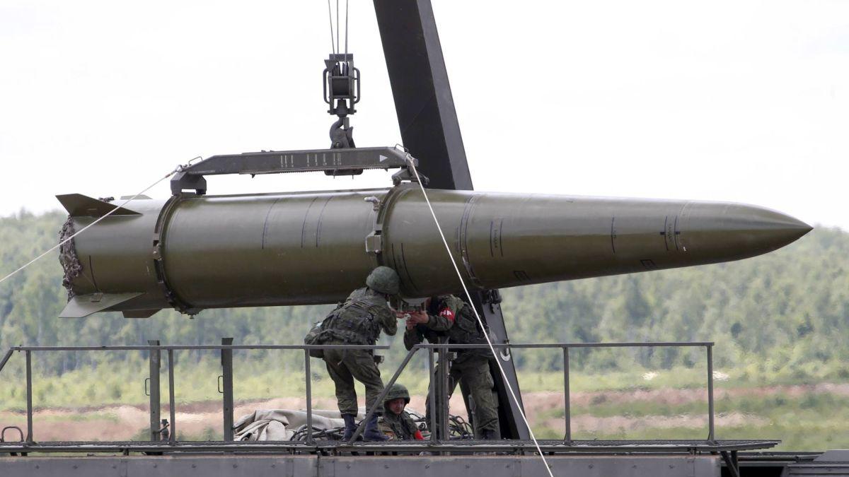 NATO începe exerciții militare nucleare. Se testează transportarea armelor nucleare americane în Europa