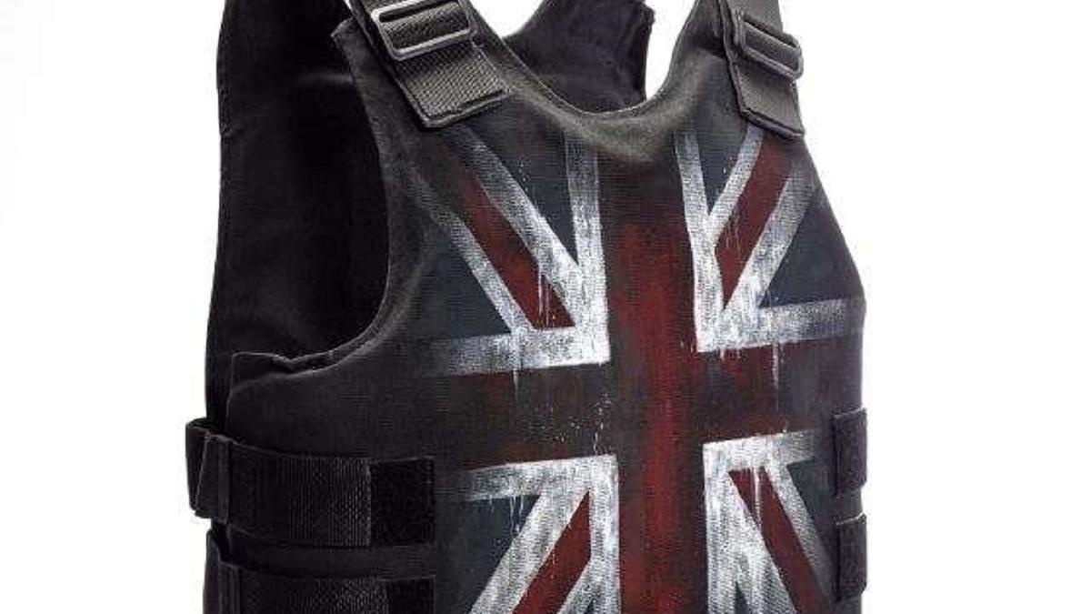 O vestă antiglonţ de Banksy, vândută la licitaţie cu aproape un milion de euro