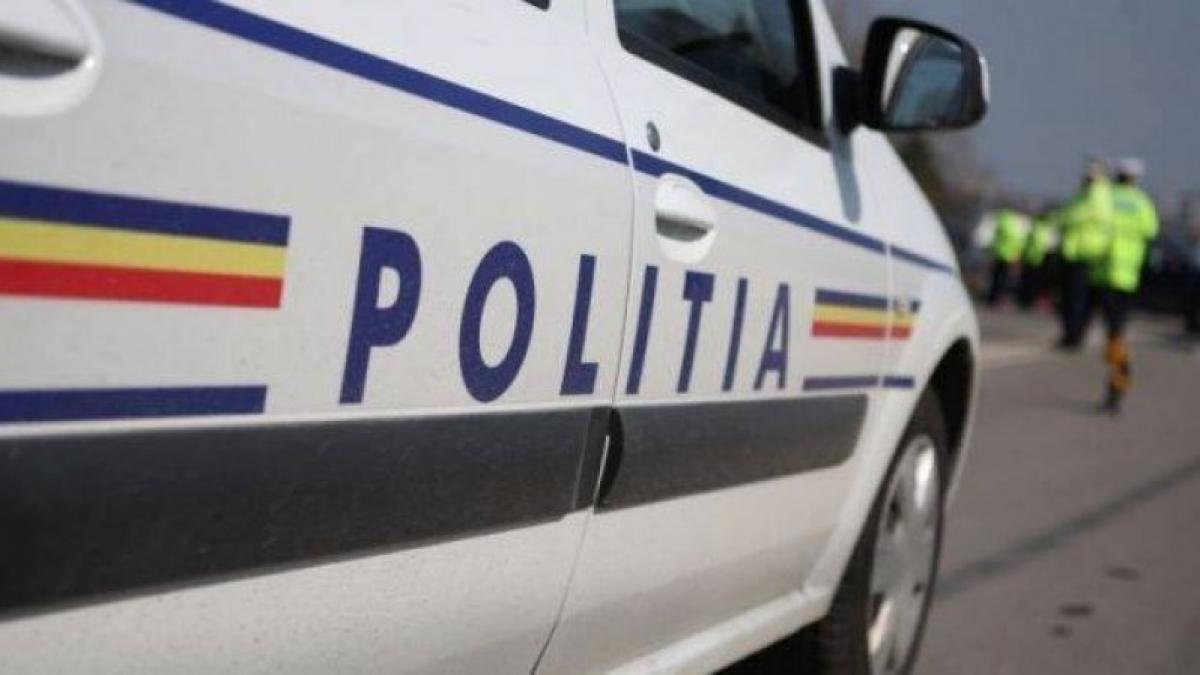 A car entering the working sector of Autostrada Moldovei was involved in an accident