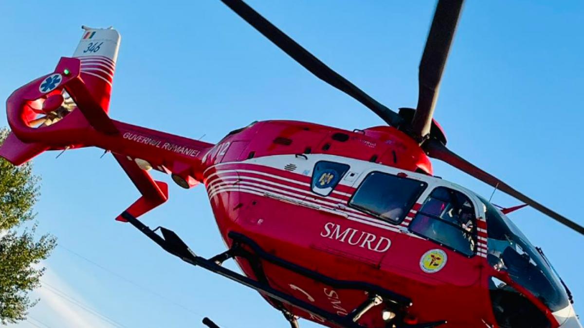 21-year-old man was urgently taken away by SMURD helicopter after a 15-meter fall