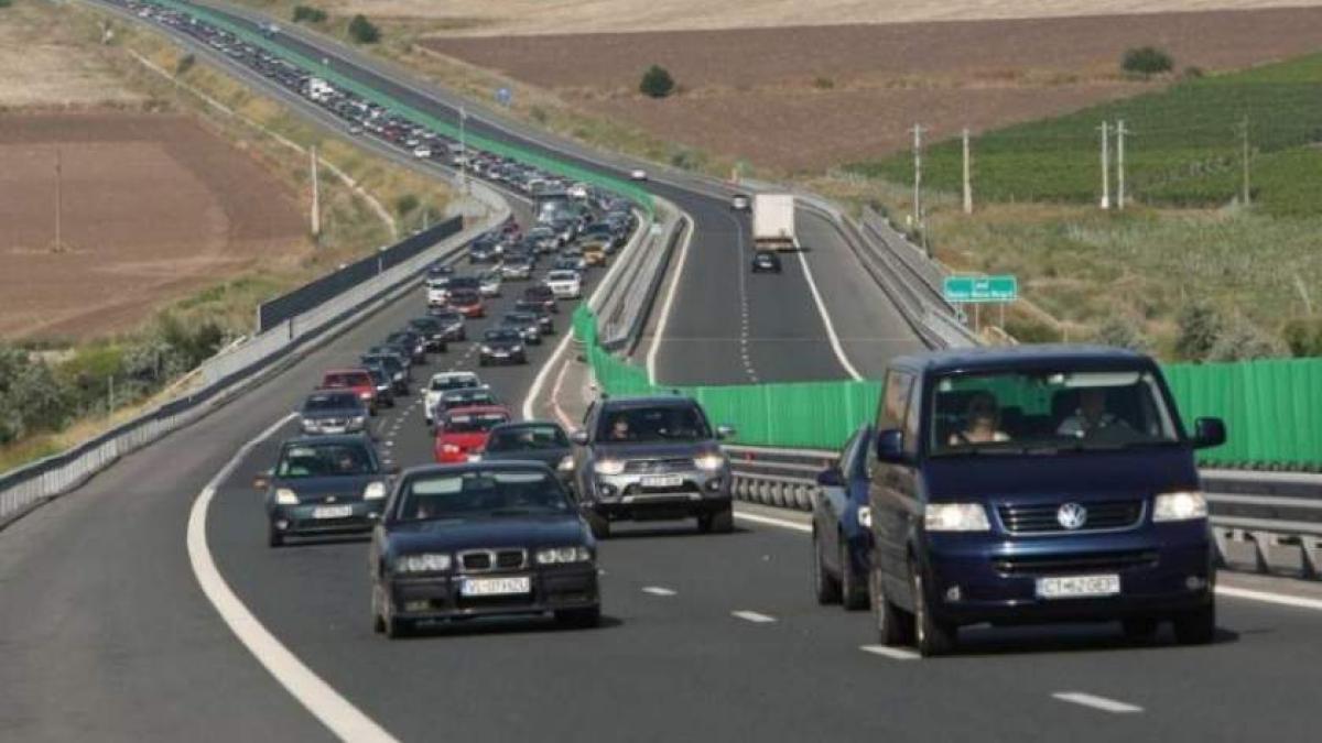 Traffic is difficult on Autostrada Soarelui