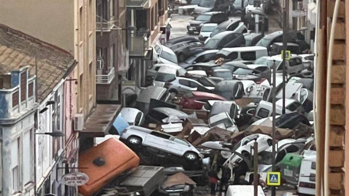 New floods in Spain swept away dozens of cars near Girona