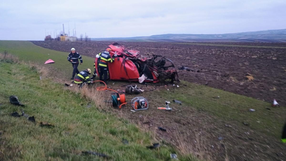 Mașină de școală în accidentul mortal din Suceava: Doi cursanți și instructorul și-au pierdut viața