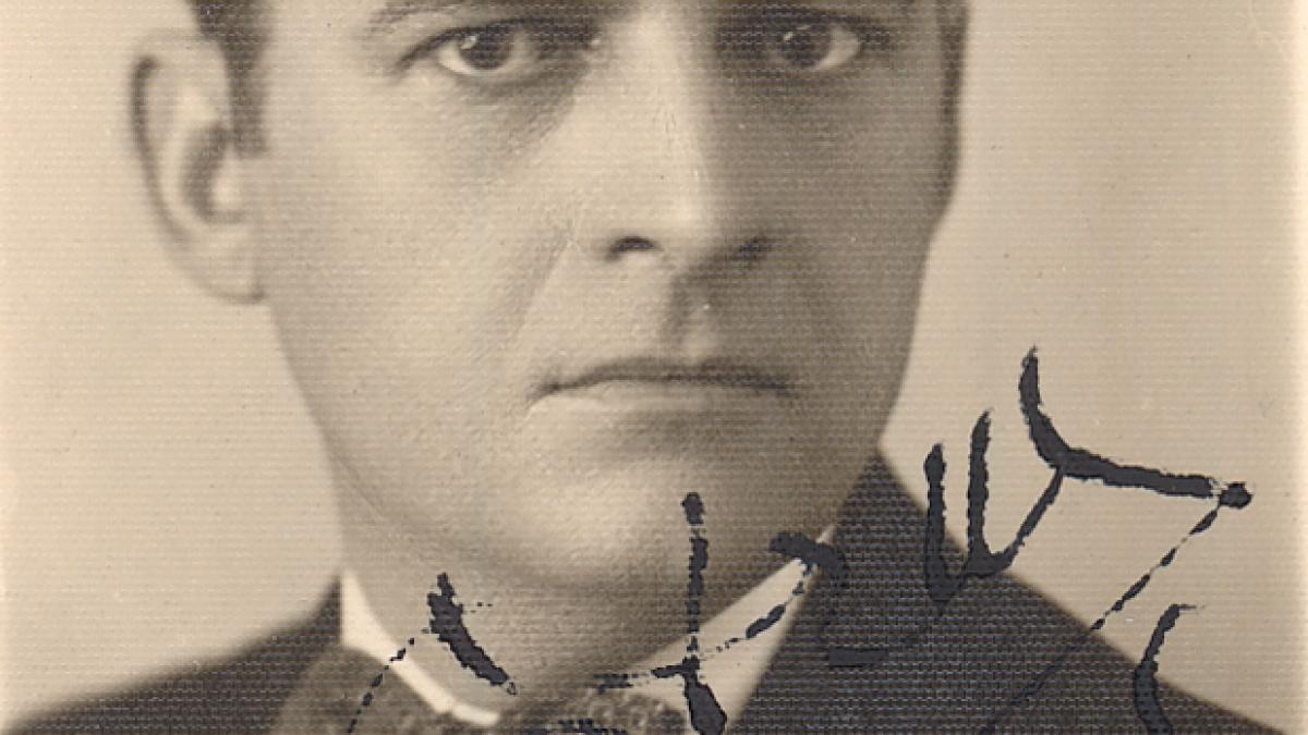 Aron Cotruș, poetul colțuros al năzuințelor noastre