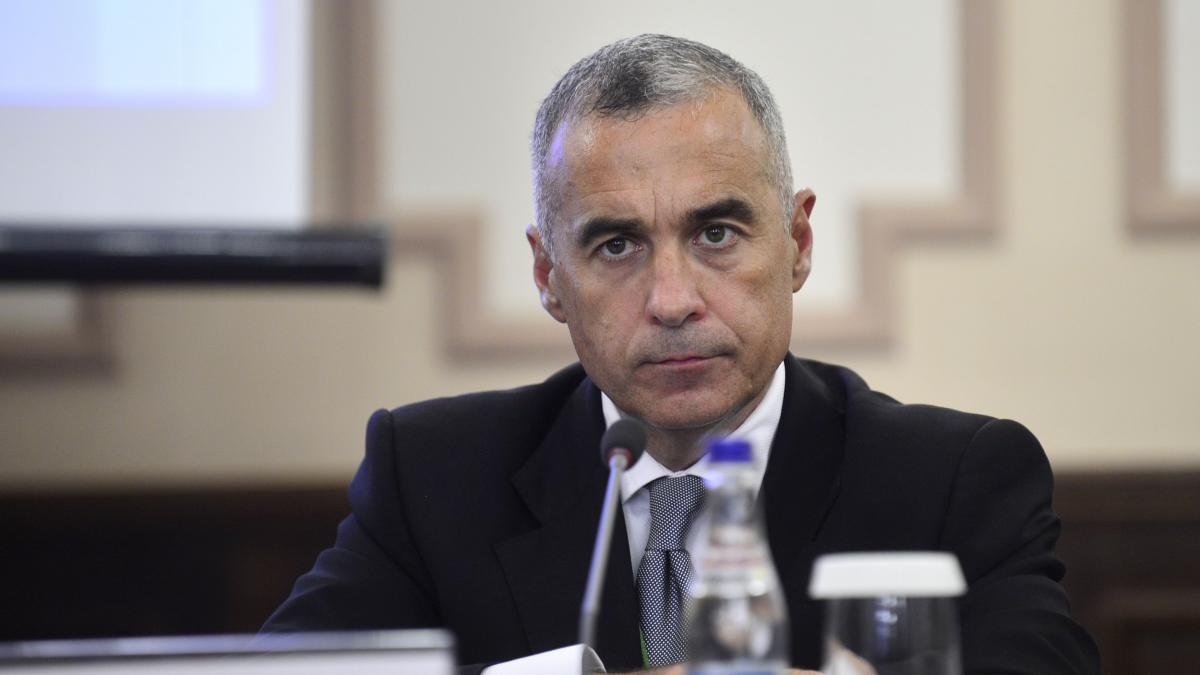 Profilul independentului Călin Georgescu: „Meteoritul” prezidențiabil pare candidatul ideal, dacă-i citim CV-ul