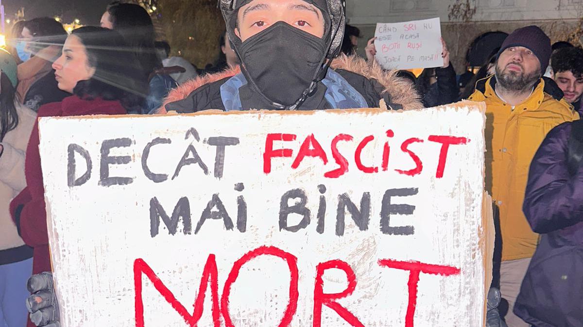 A patra zi de proteste față de Călin Georgescu, la București. S-au organizat și contramanifestații