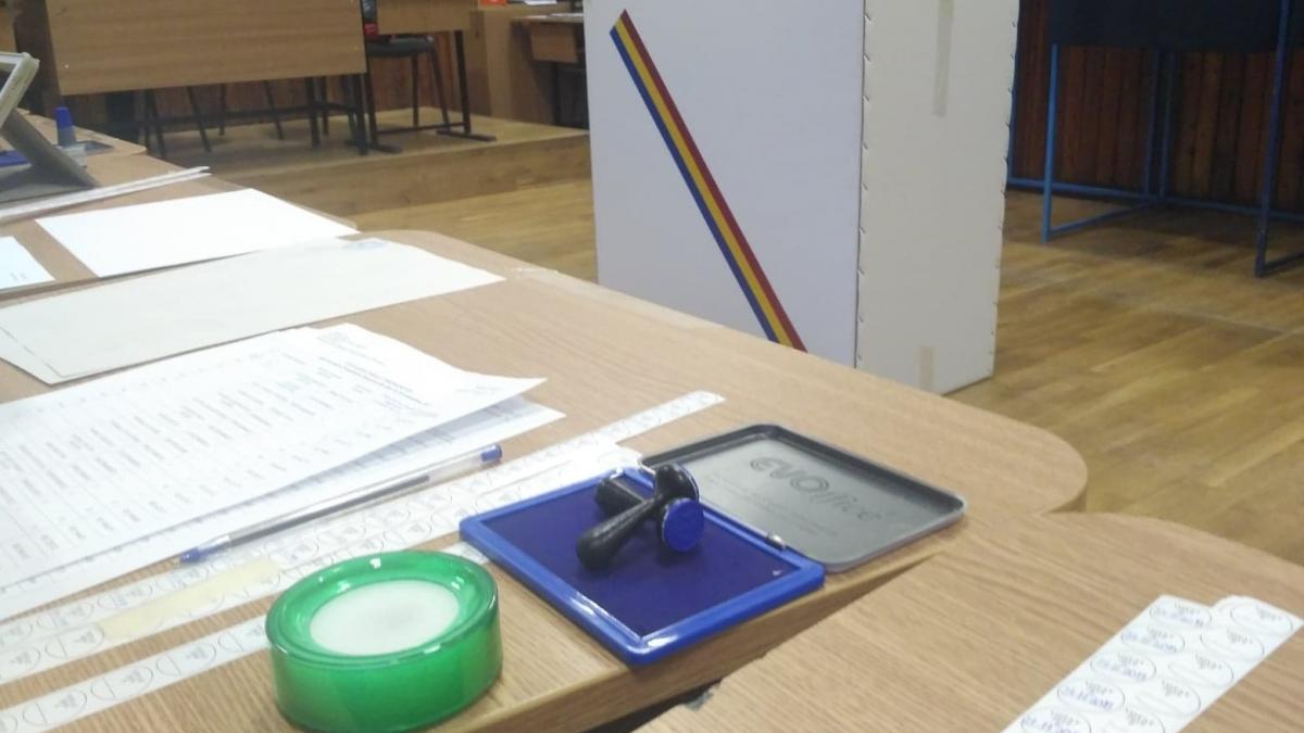 Nereguli alegeri. Poliția Cluj a fost sesizată cu privire la existența unor saci nesigilați cu buletine de vot
