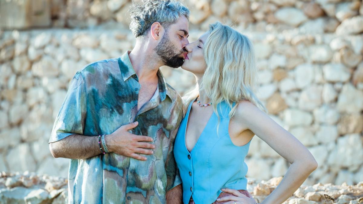 Radu și Alexandra Bucălae, pregătiți de provocarea Power Couple, cu zâmbetul pe buze: „suntem doi oameni care au hotărât să se determine să fie tot mai buni”