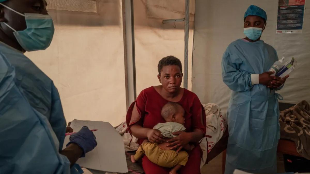 Misterioasa epidemie mortală de „boala X” din Congo încă nu poate fi explicată de OMS