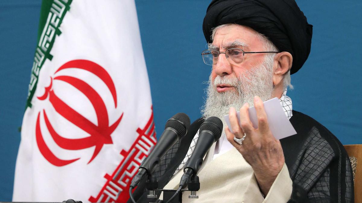 Iranienii o dau la pace și susțin că nu vor împiedica accesul AIEA