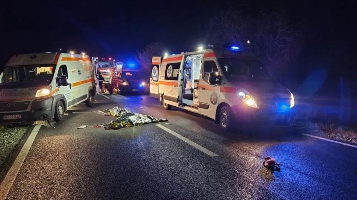 Nouă răniți într-un accident produs pe centura Aradului