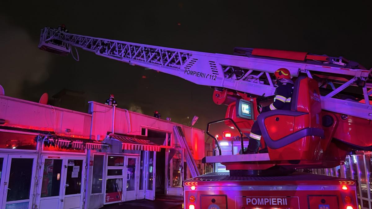 incendiu violent piata matache ro alert degajari fum zona