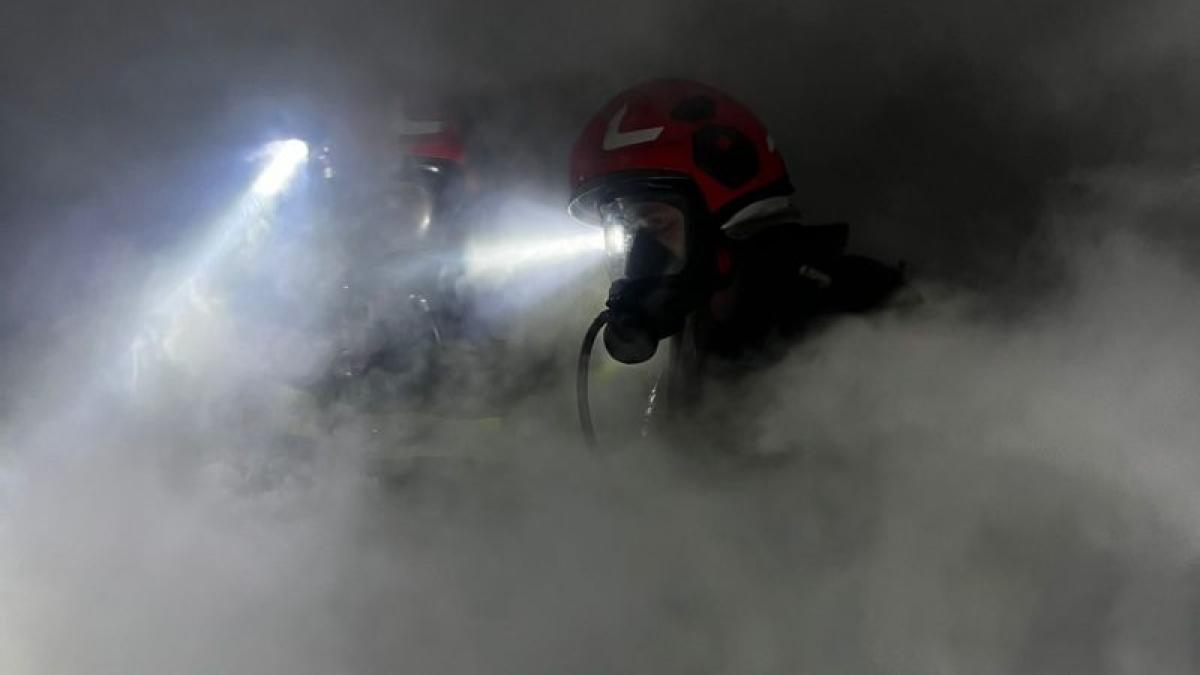 S-a evitat Colectiv 2: Încendiu în noaptea de Crăciun, într-un club din Sighișoara. 150 de persoane au reușit să se evacueze 
