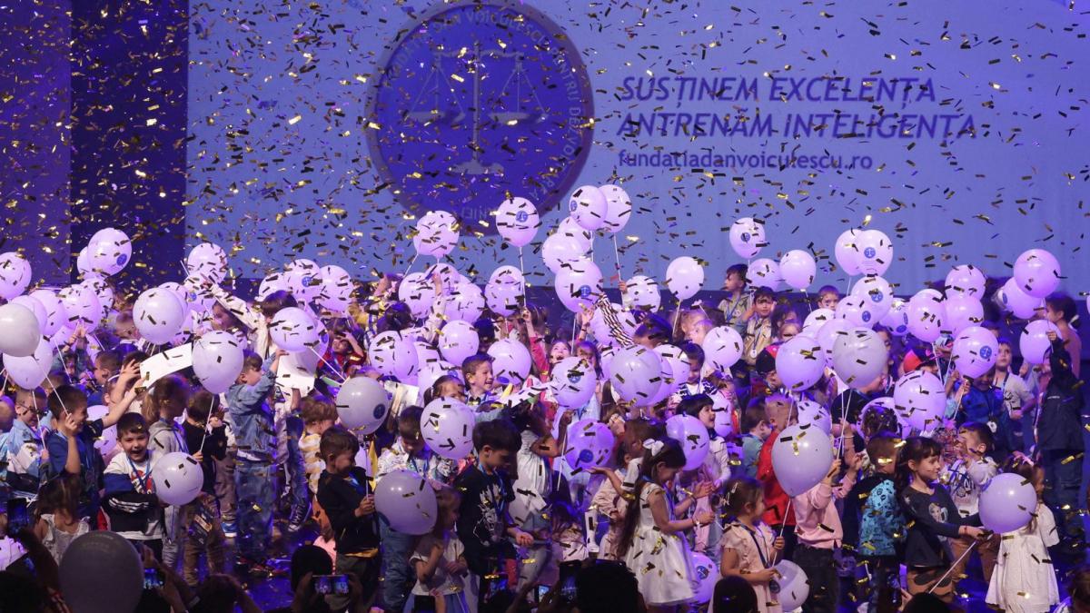 Inovație, parteneriate și educație de elită, rezultatele Fundației Dan Voiculescu pentru Dezvoltarea României la finalul anului 2024