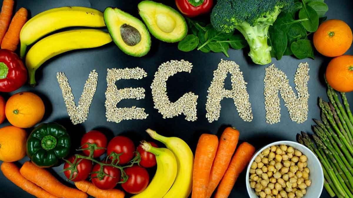 Dieta vegetariană vs. cea animală. Ce produse trebuie evitate dacă vreți tinerețe și sănătate!