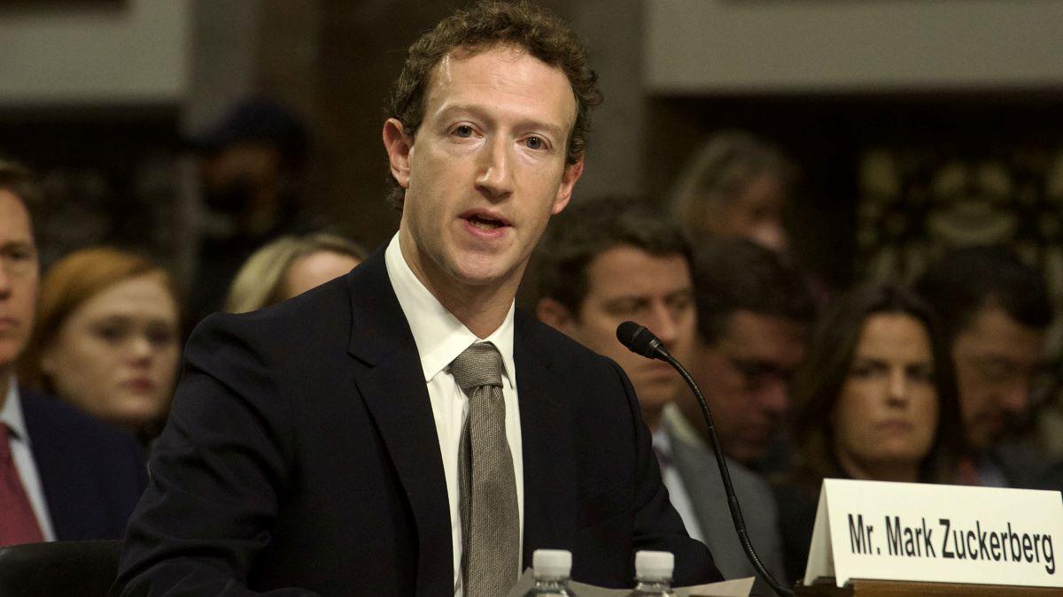 Zuckerberg preia modelul de comunicare al lui Musk
