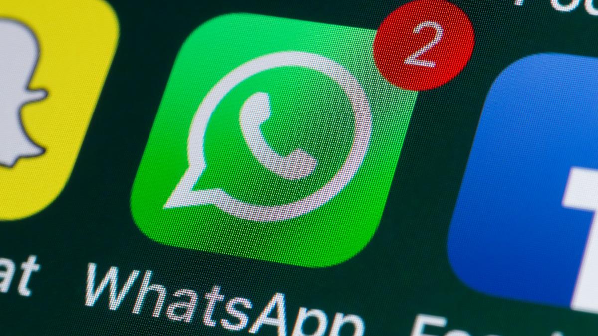Probleme pe WhatsApp! Microfonul unor utilizatori Android se dezactivează în timpul apelurilor