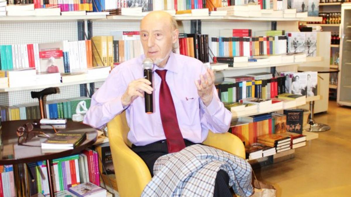 Povestea unui veritabil arhitect al culturii: Constantin Abăluță, poetul tăcerilor discrete