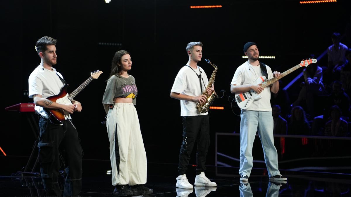 Marius Moga și trupa The Pipers, de la X Factor, semnează piesa Flex de pe coloana sonoră a filmului românesc Mentorii