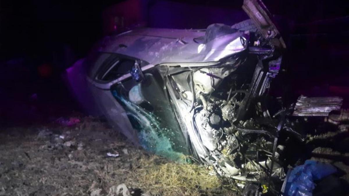 Accident rutier în Cluj: O mașină s-a răsturnat în afara drumului