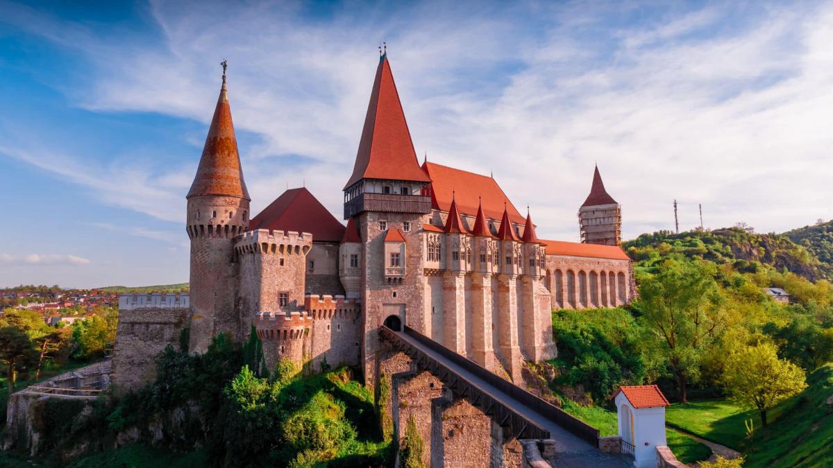 Castelul Corvinilor va fi închis pentru public în perioada 18-24 martie