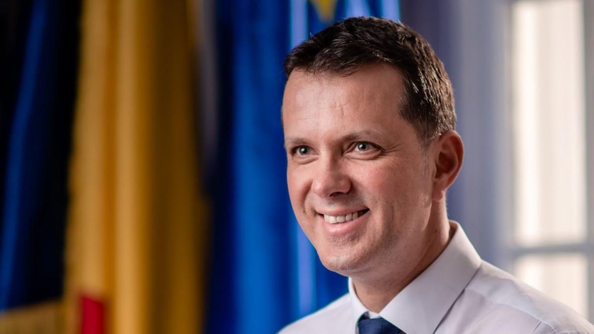 Moșteanu: Elena Lasconi își depune candidatura joi