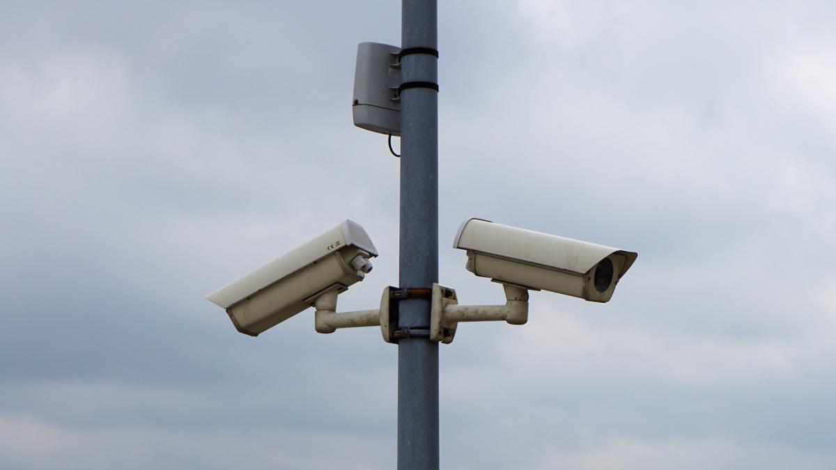 Atenție șoferi! Unde se află noile radare și distanța la care pot detecta depășirea limitei de viteză