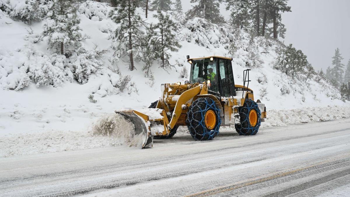 Vremea se răcește drastic: Minime de -13°C, ninsori și vânt puternic în întreaga țară