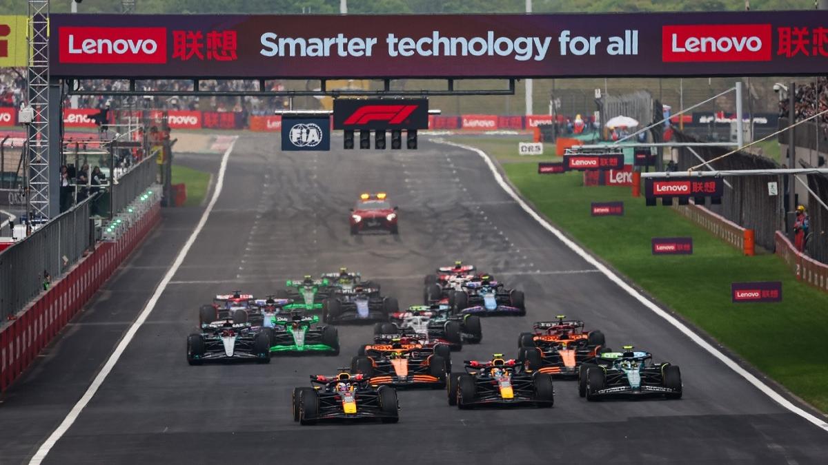 Marele Premiu de Formula 1 al Chinei se vede duminică la Antena 3 CNN şi pe AntenaPLAY