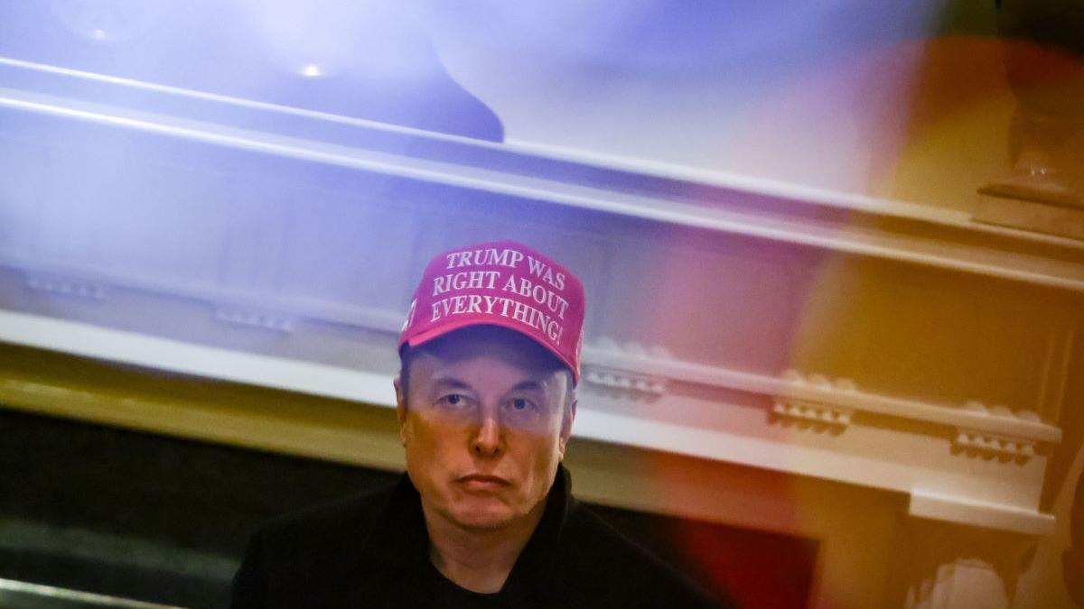 Elon Musk a vândut platforma X companiei sale de inteligență artificială