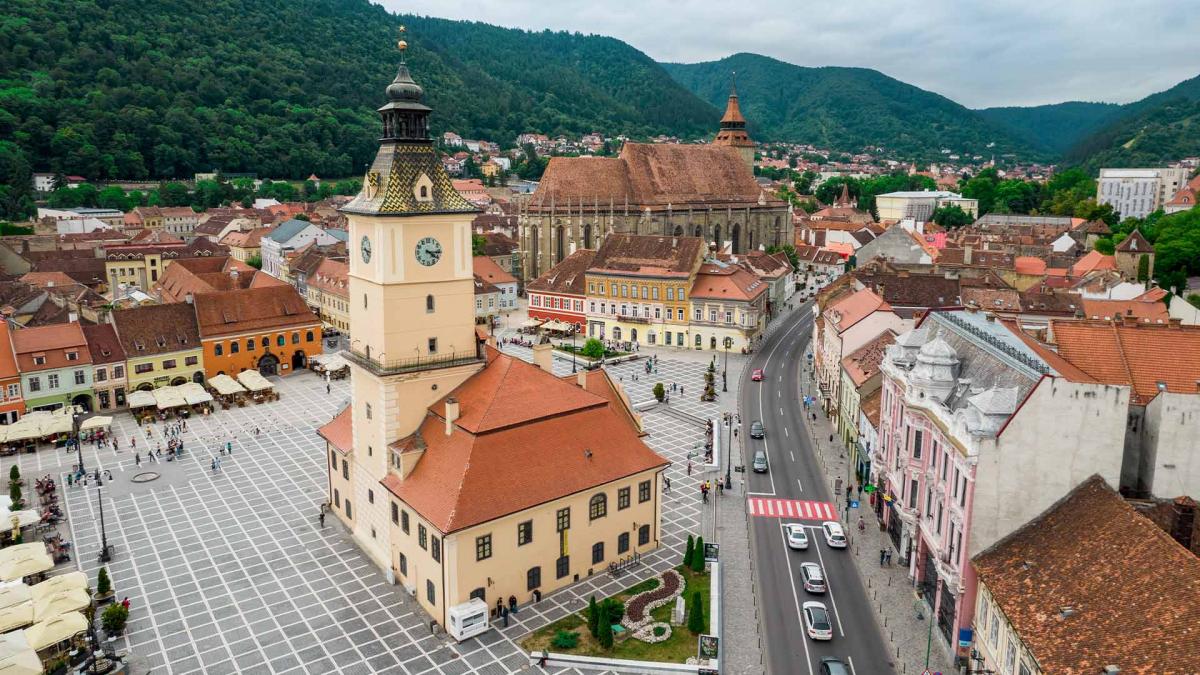 Orașele din România preferate de turiști. Cât costă o noapte de cazare