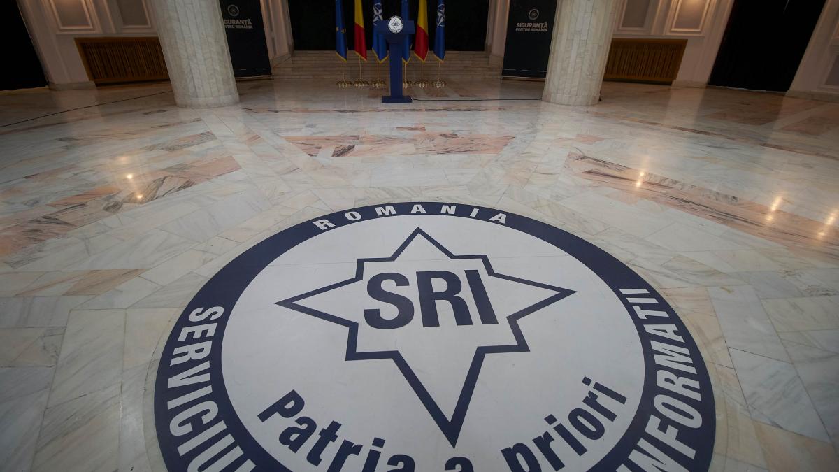 SRI spune că monitorizează permanent activităţile de dezinformare şi propagandă în mediul online