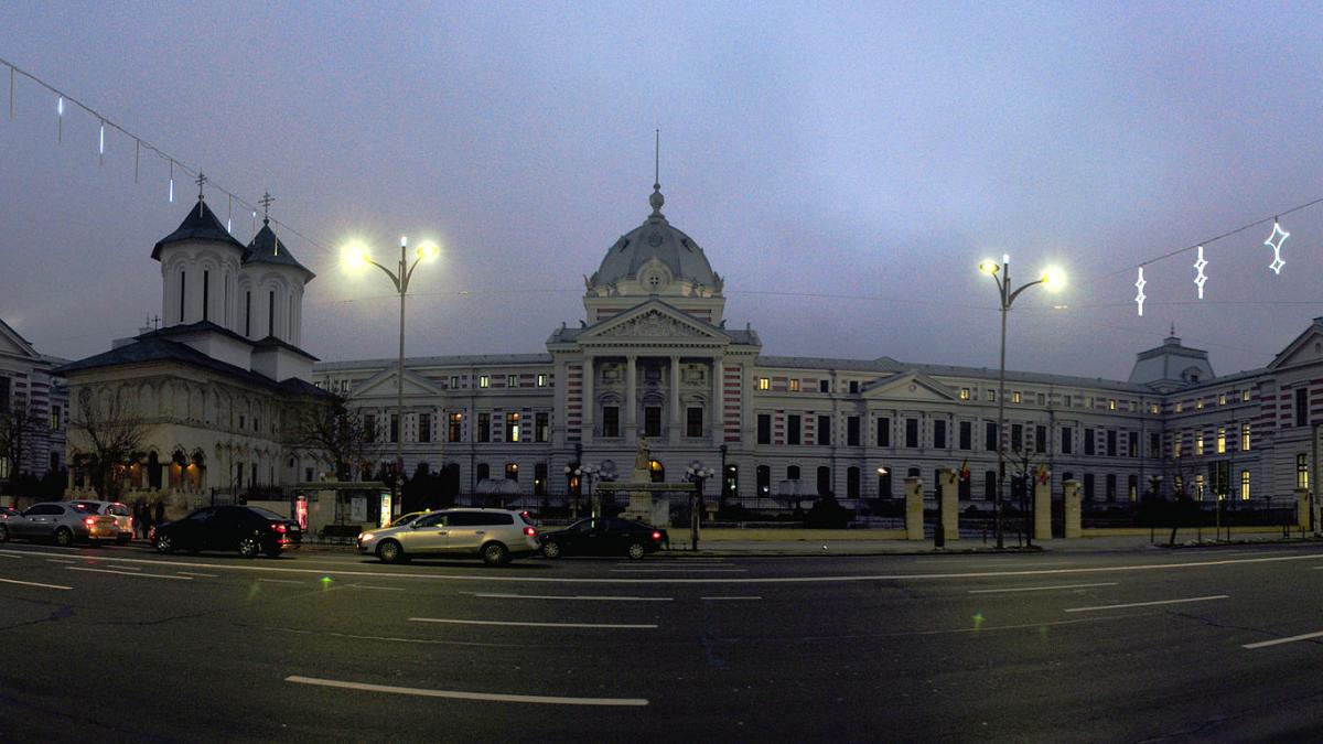 Artificiul care a dat în limba română diminutivul Colțea