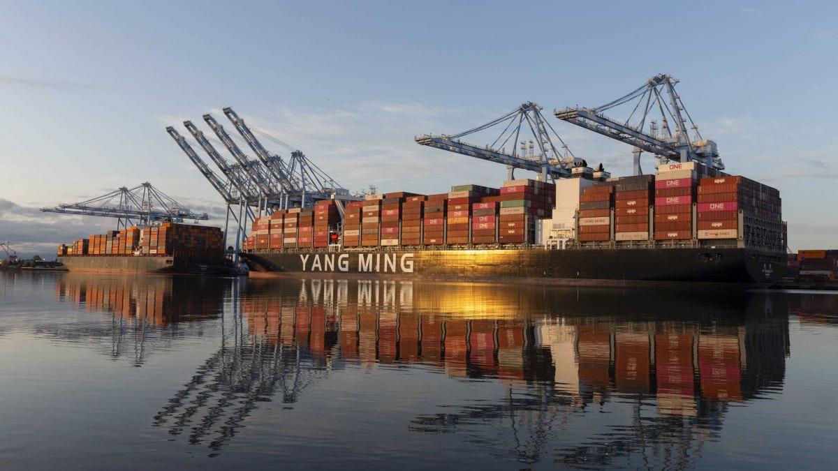 Se întoarce roata. Trump, în căutare de aliați, în războiul său comercial cu China