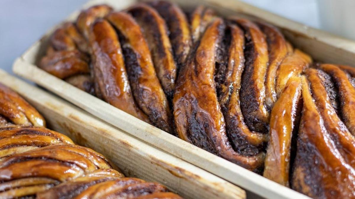 Sfaturi în bucătărie. Rețetă de cozonac Babka cu mac și nuci