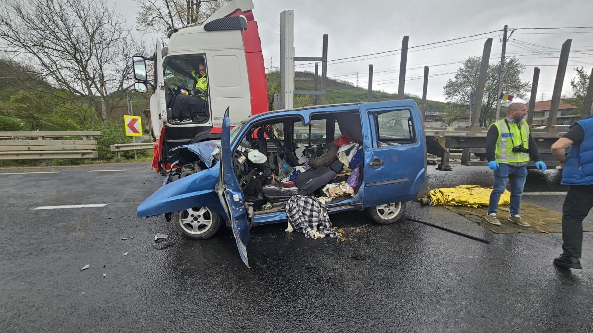 Accident pe DN 76, în Hunedoara: un italian cu reședința în România a murit