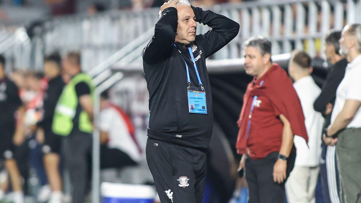 Antrenorul Marius Șumudică anunță despărțirea de Rapid