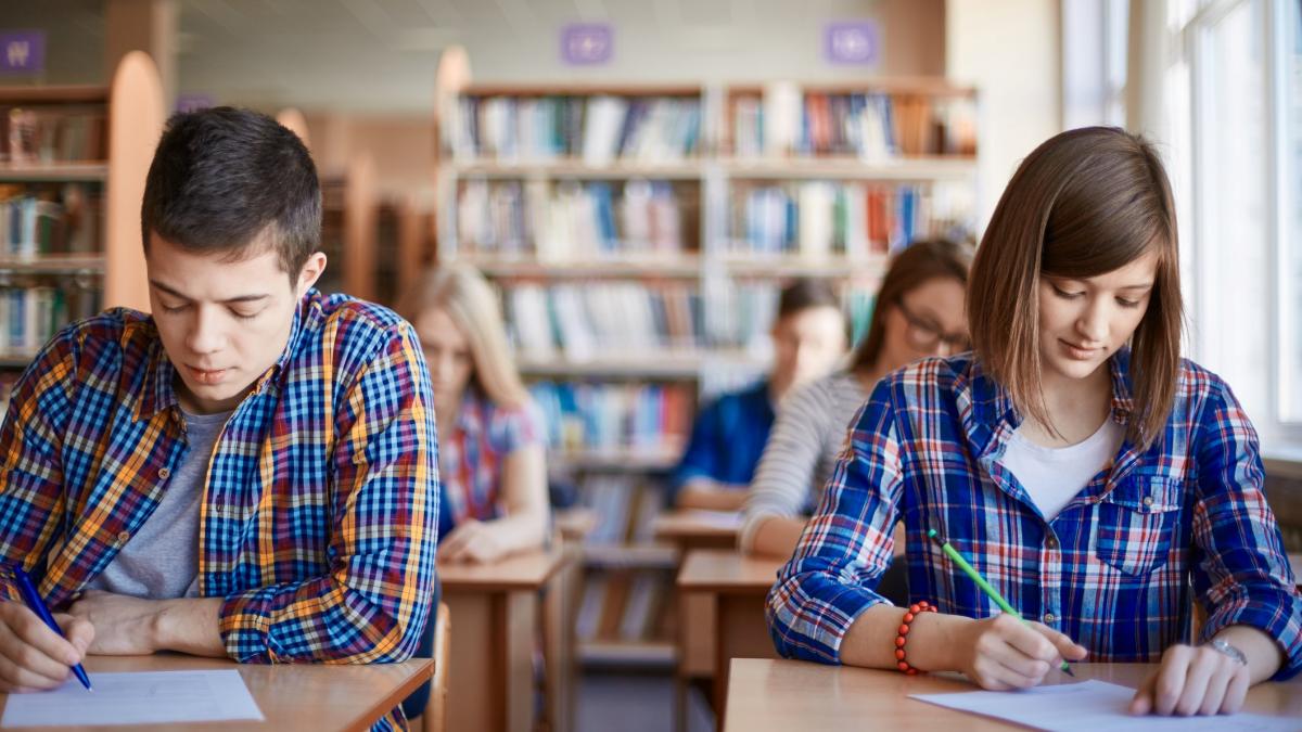 Daniel David rămâne în Guvern doar dacă i se acceptă reforma pentru Educație și Cercetare