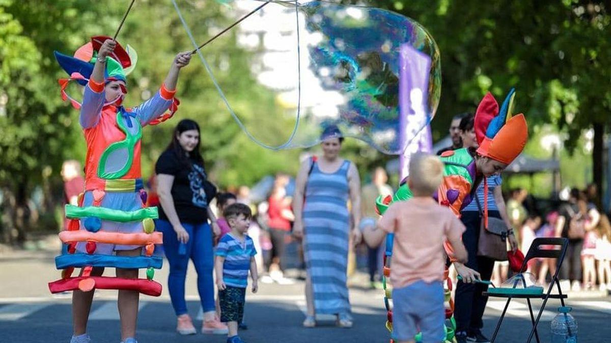 Ateliere și spectacole pentru copii, de Ziua lor: „Străzi Deschise - București” pentru cei mici