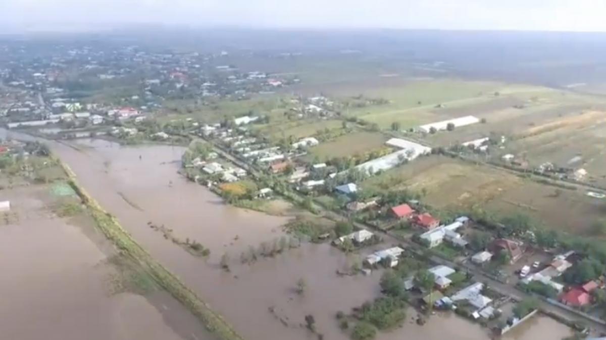 Cod portocaliu și galben de inundații în România. Bazinele Mureș, Olt și Miletin sub supraveghere