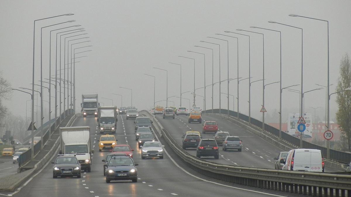 Bucureștenii se îneacă în poluare, autoritățile, incapabile să vină cu soluții