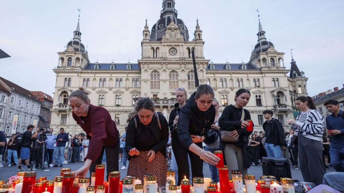 Atacul armat la școala din Graz: bilanțul a ajuns la 11 morți. 2 elevi români, printre răniți. Atacatorul s-a sinucis