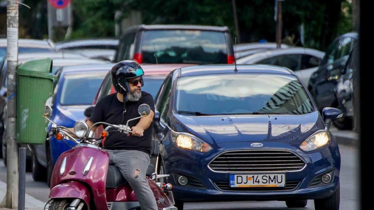 Codul Rutier, modificat în favoarea vehiculelor pe două roți
