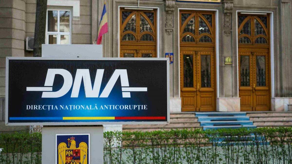 Rețeta „Binomul 2.0”:  O uriașă greșeală a DNA este gata să distrugă sute de dosare anticorupție