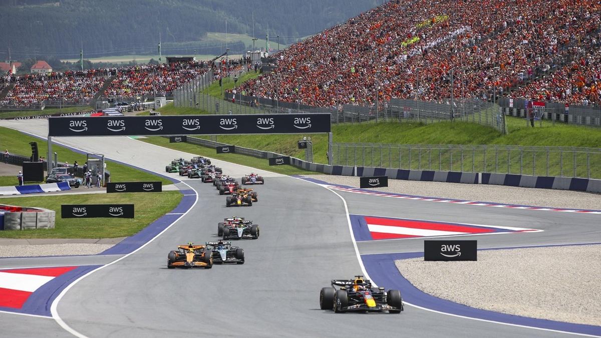 Marele Premiu de Formula 1 al Austriei se vede duminică, de la 16.00, la Antena 1 şi pe AntenaPLAY. Iuliana Pepene trăieşte live experiența Formula 1