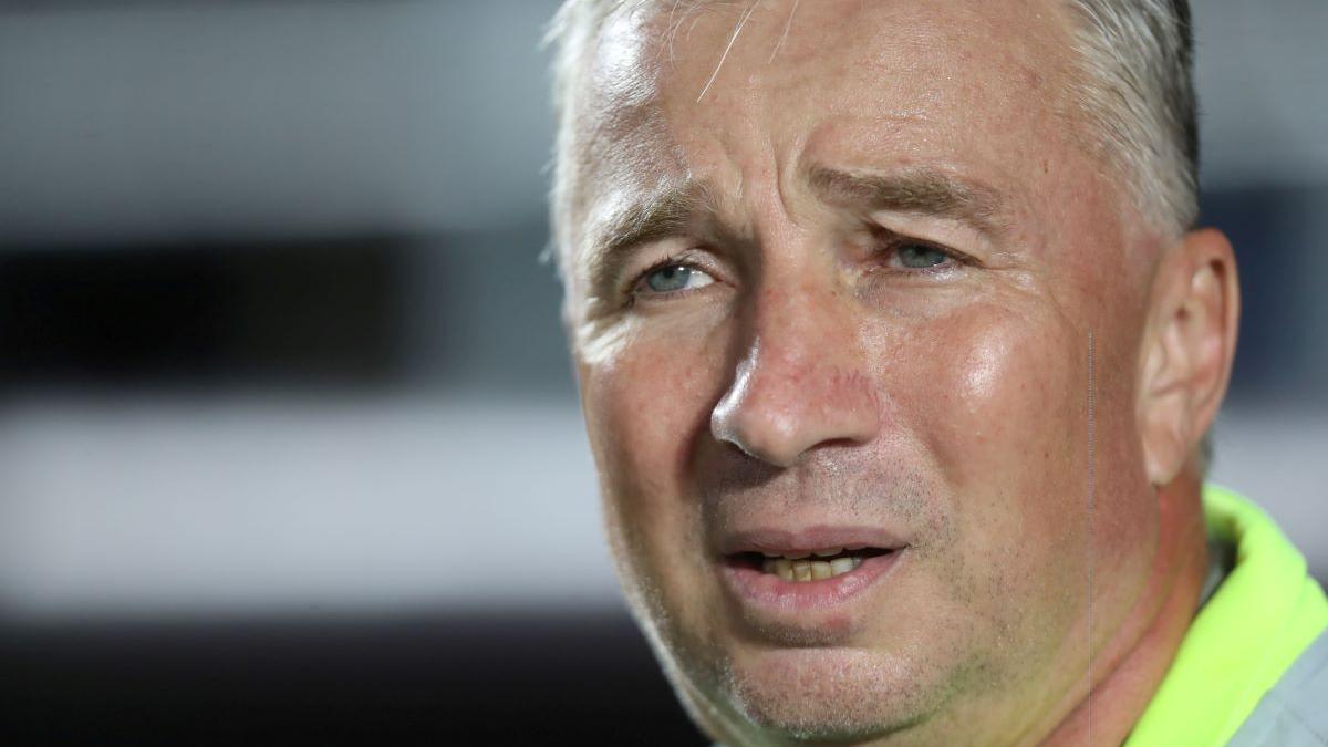 Dan Petrescu (CFR Cluj) - Trebuie să ne mulţumim cu acest 0-0, ei au dominat jocul