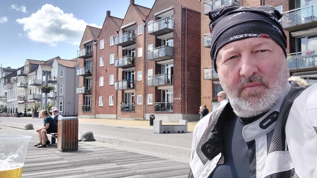 Claudiu Istodor, actorul din serialul Iubire cu parfum de lavandă, vacanță cu mii de km și introspecții adânci: „Am așteptat vacanța ca pe vremea școlii”